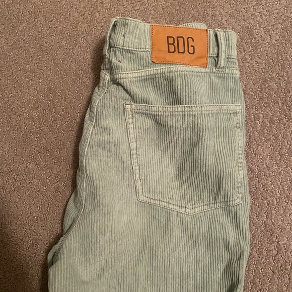 BDG lights green curduroy pants - Picture 4 of 4